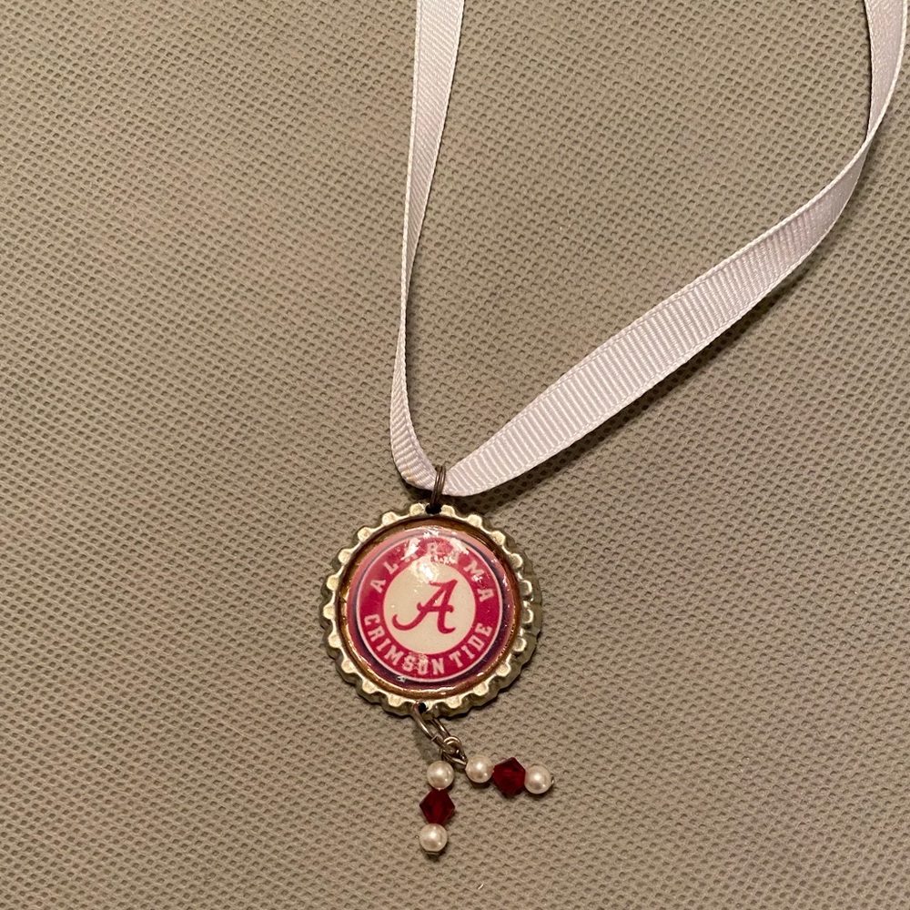 Alabama necklace